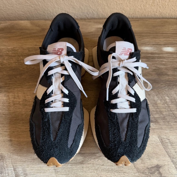 New Balance 327 Women’s Sneakers Suede - Picture 3 of 10